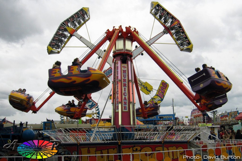 Young’s Hurricane in front of Kamikaze. Melbourne Show – Amusement Ride ...